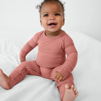 Clay Ribbed Crescent Zippy