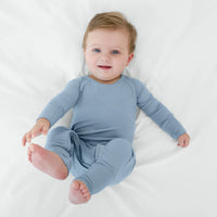 Fog Ribbed Crescent Zippy